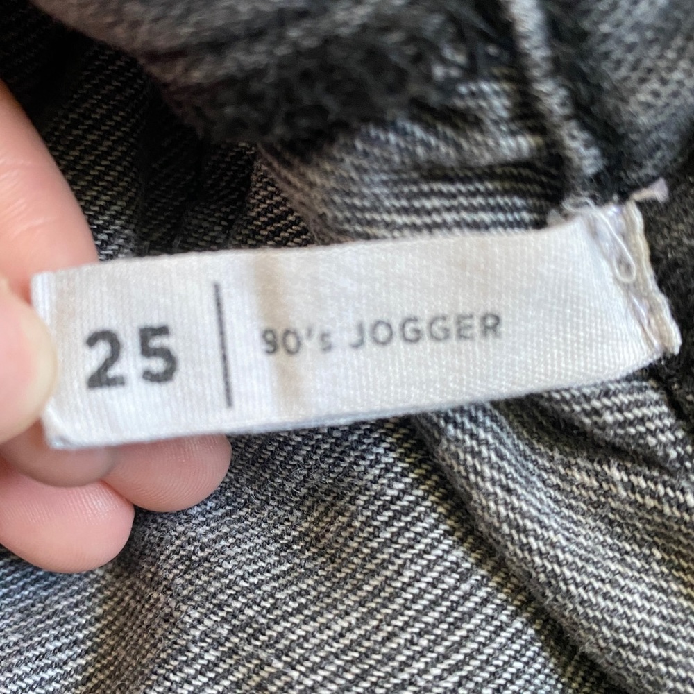Pacsun 90’s Jogger Jeans - Picture 4 of 6